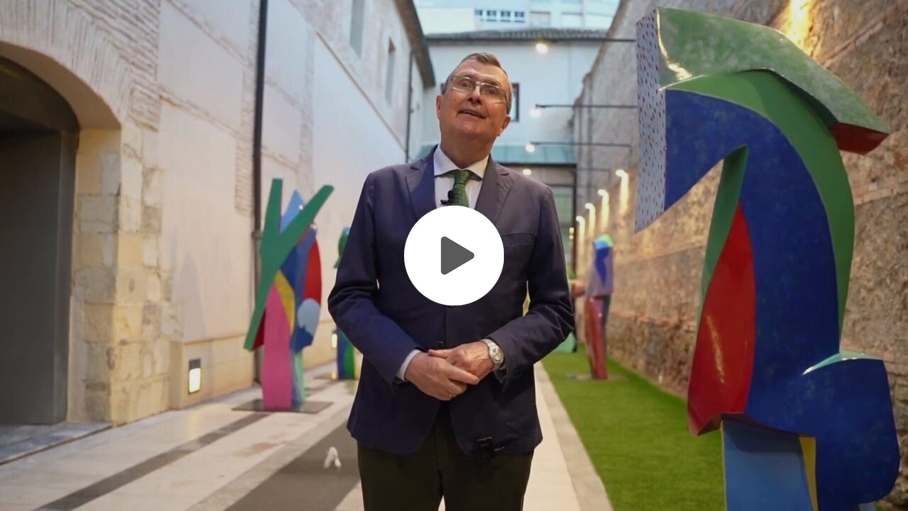 "El cristal de la memoria" Exposición Antológica de Cristóbal Gabarrón